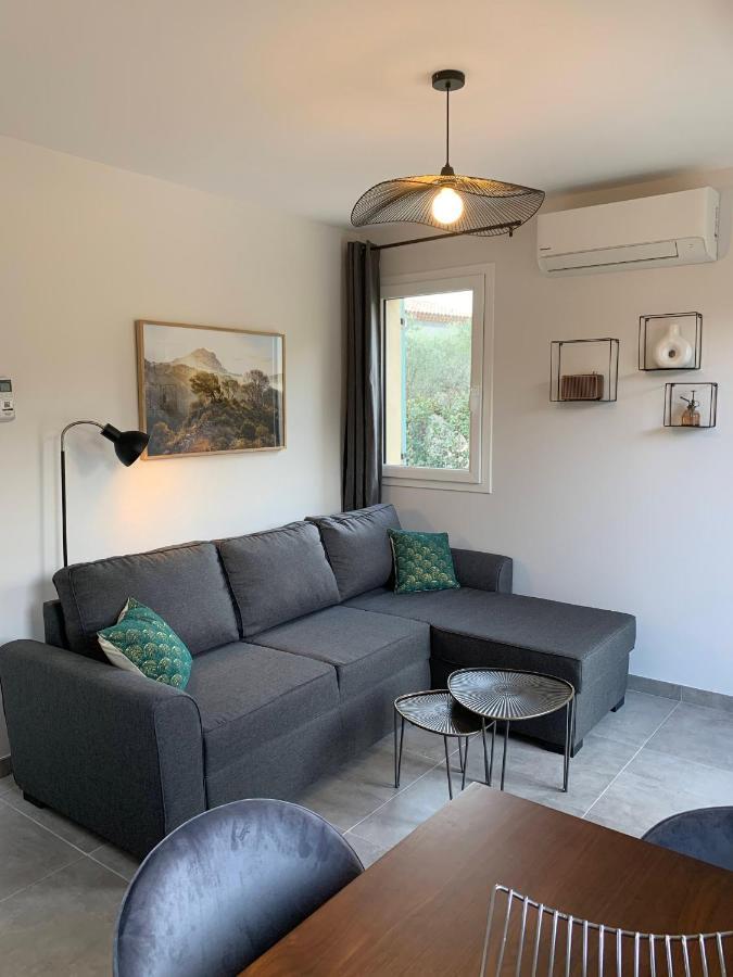 Villa Le Cabanon De Livia Avec Piscine Privee Cucuron Esterno foto