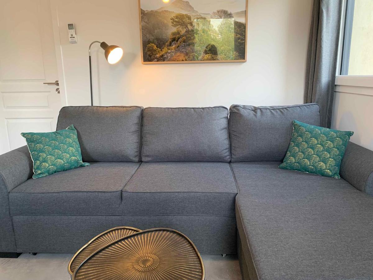 Villa Le Cabanon De Livia Avec Piscine Privee Cucuron Esterno foto