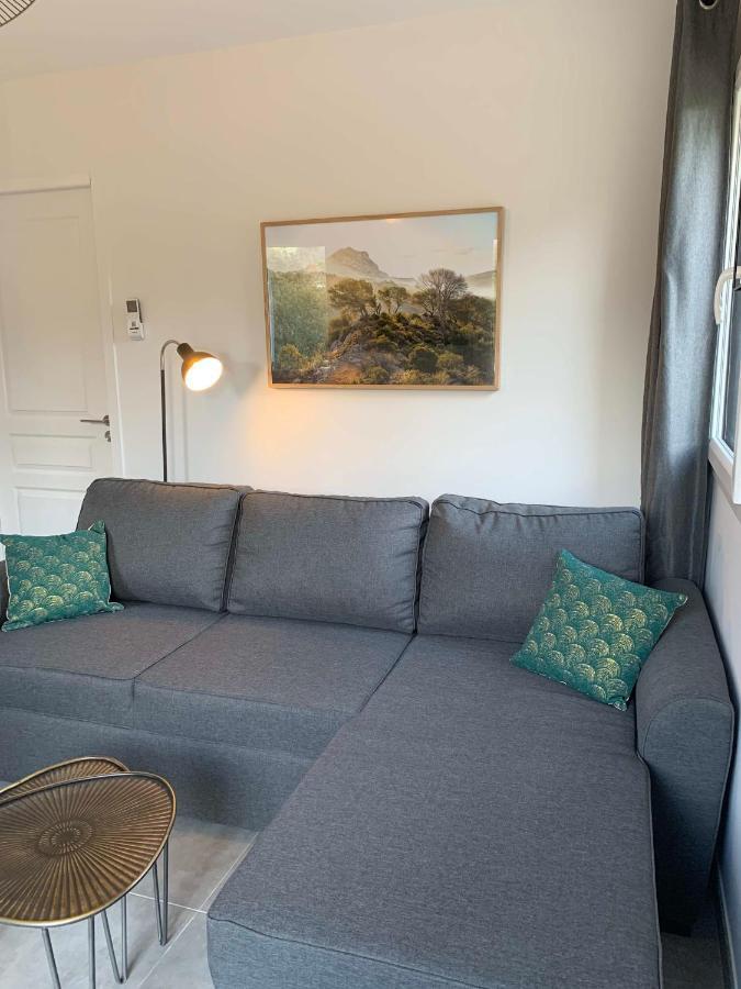 Villa Le Cabanon De Livia Avec Piscine Privee Cucuron Esterno foto