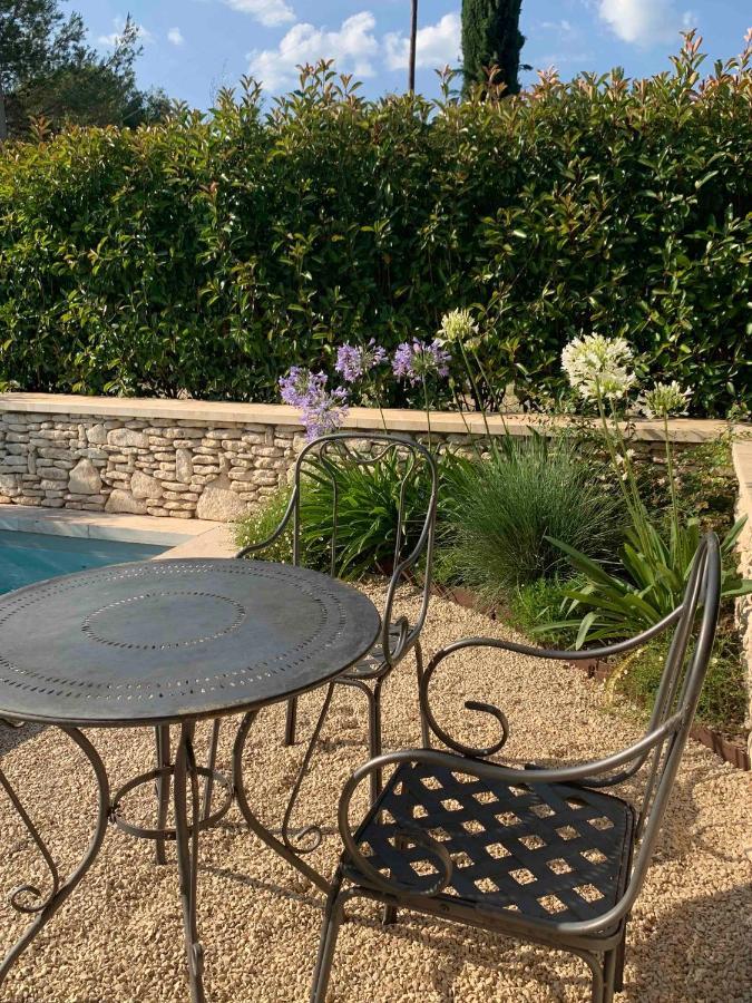 Villa Le Cabanon De Livia Avec Piscine Privee Cucuron Esterno foto