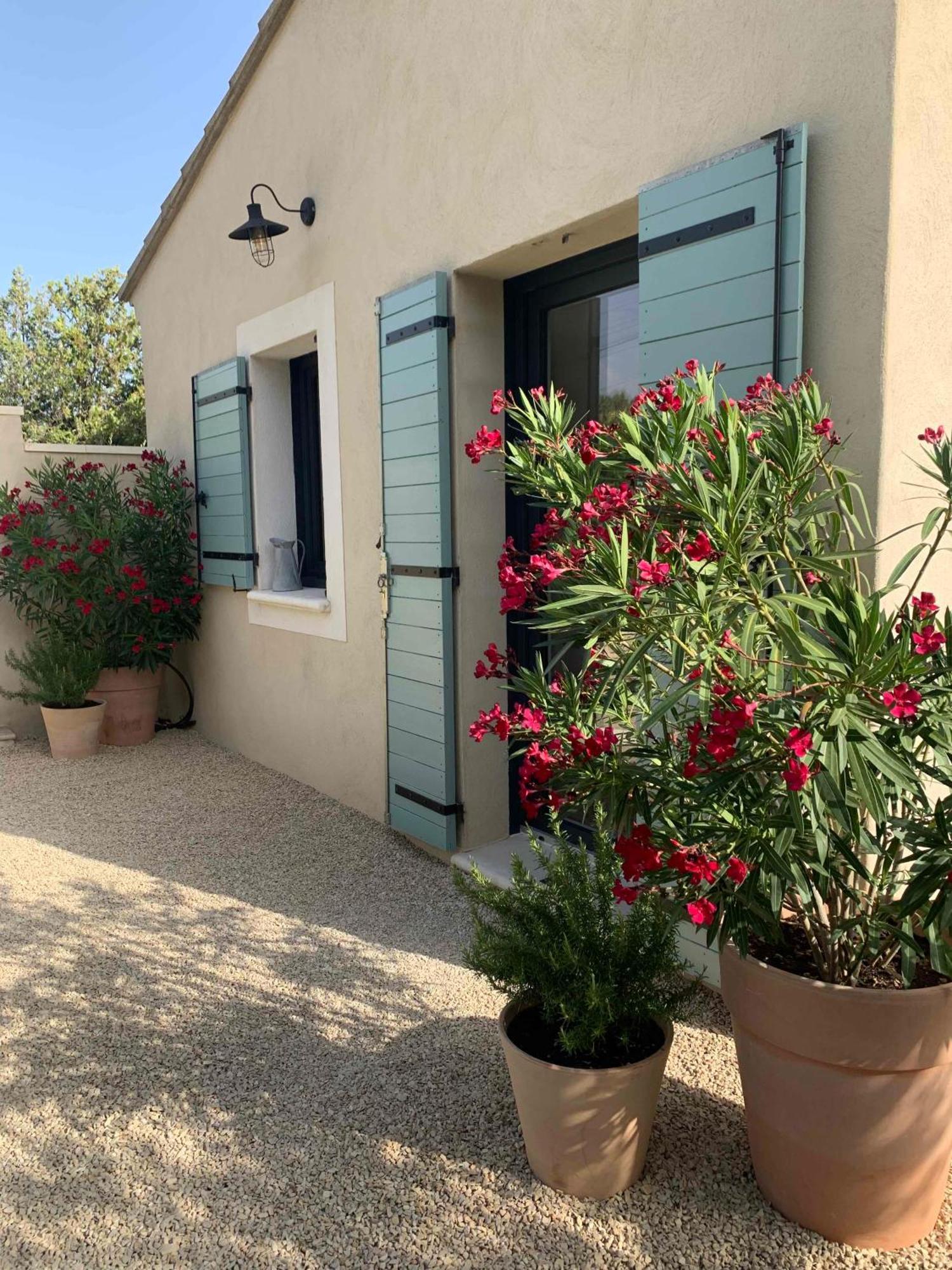 Villa Le Cabanon De Livia Avec Piscine Privee Cucuron Esterno foto