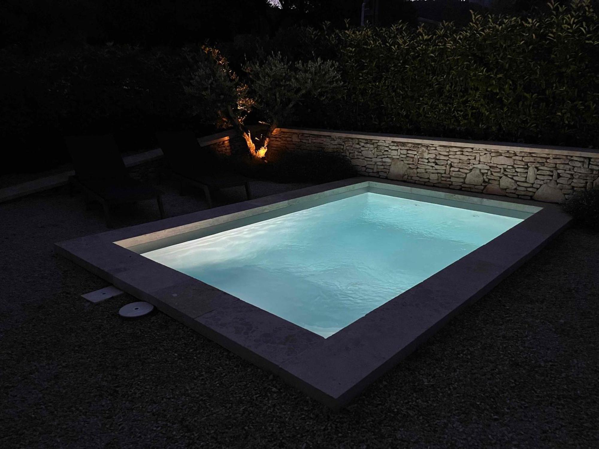 Villa Le Cabanon De Livia Avec Piscine Privee Cucuron Esterno foto