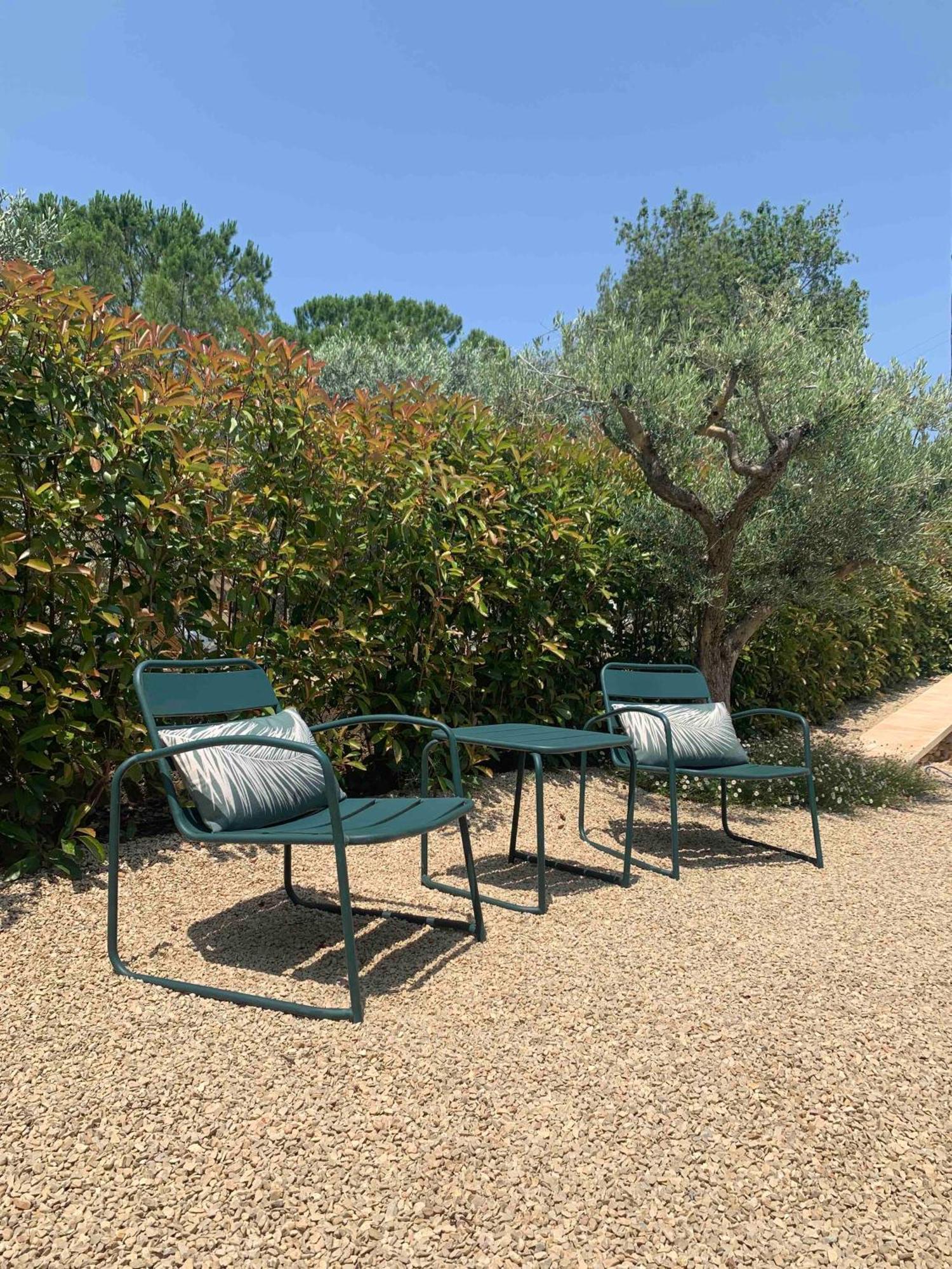 Villa Le Cabanon De Livia Avec Piscine Privee Cucuron Esterno foto