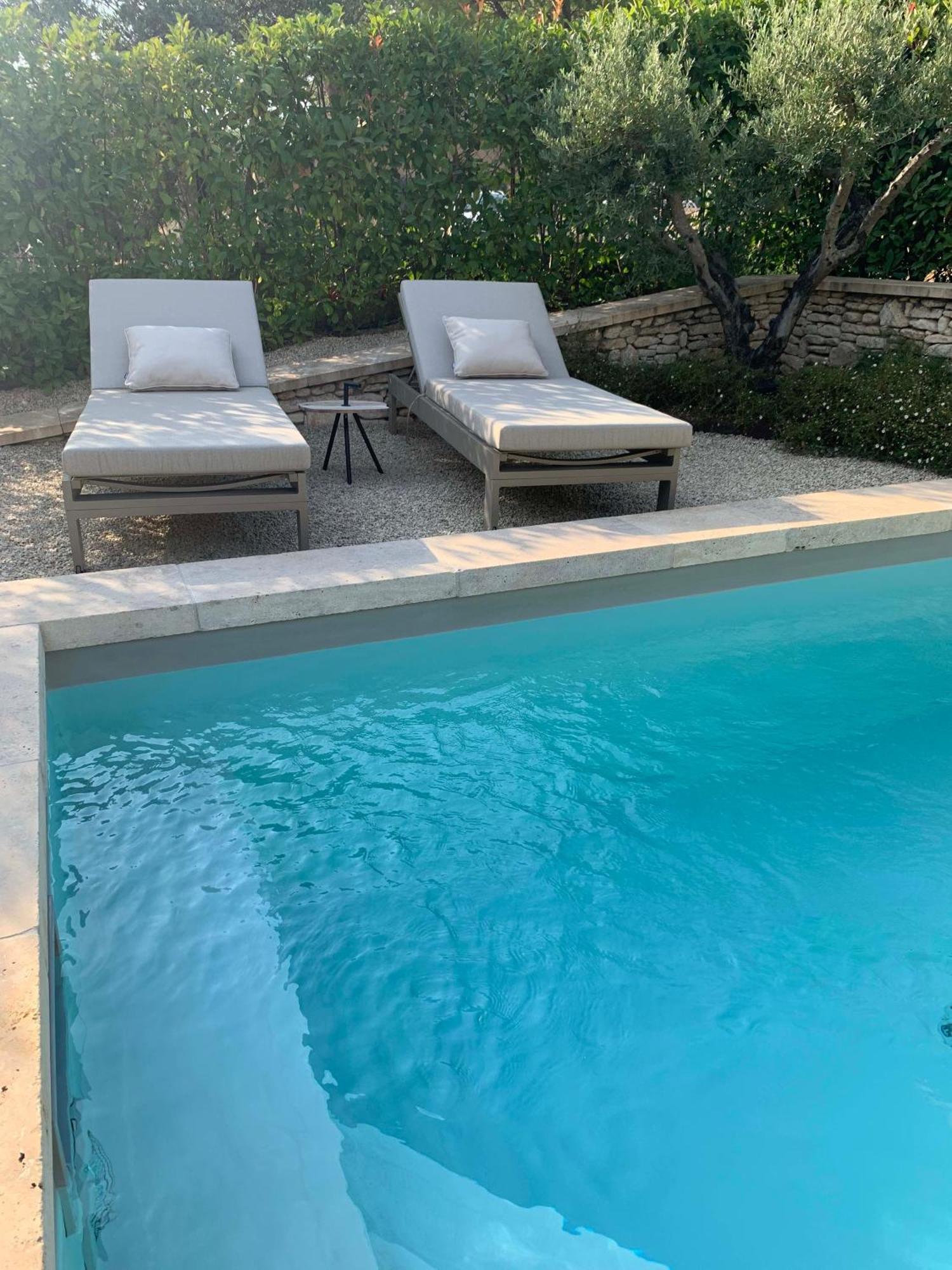 Villa Le Cabanon De Livia Avec Piscine Privee Cucuron Esterno foto
